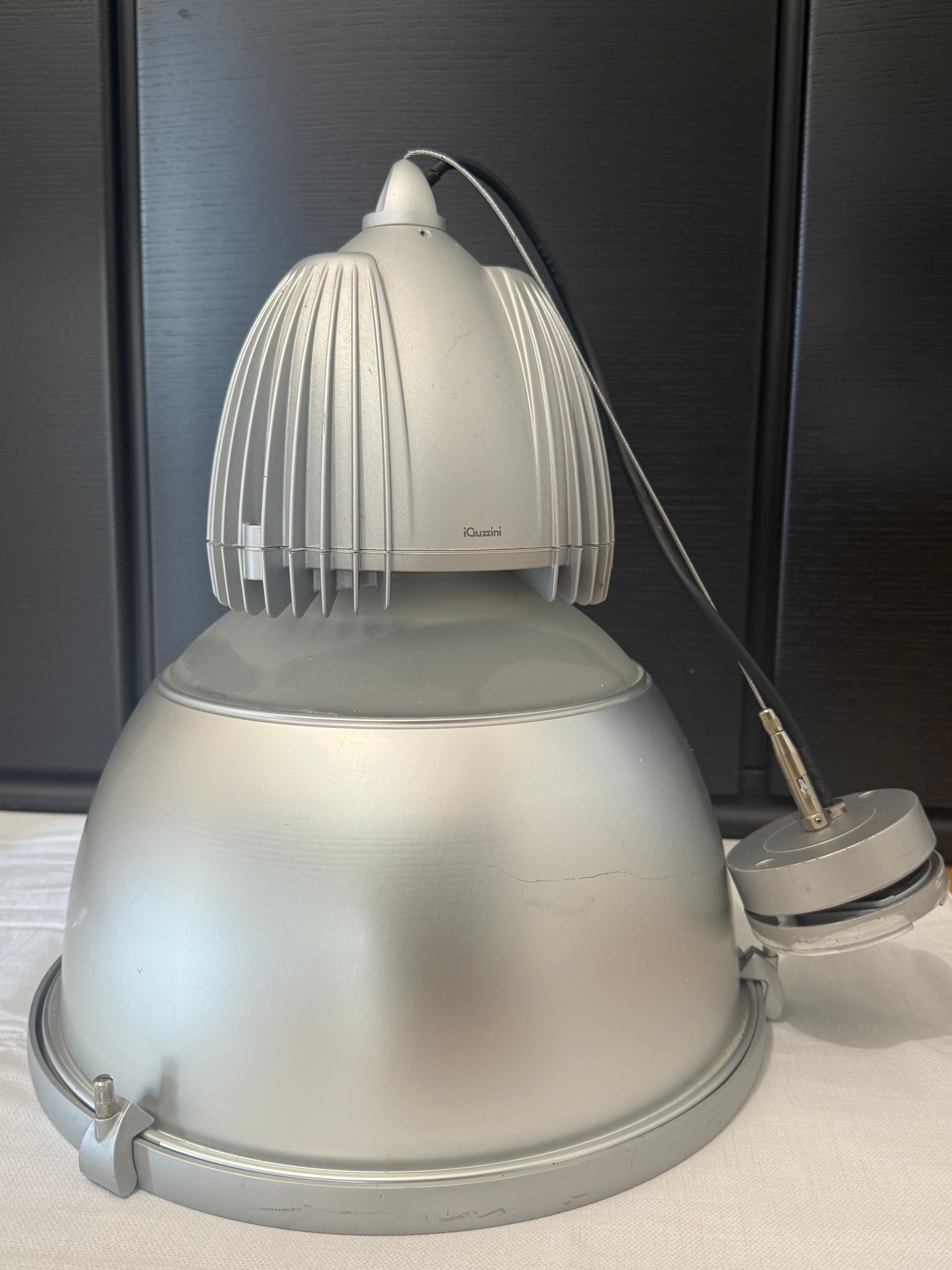 Set of 3 Berlin pendant lamps in grey aluminium by Pianodesign, iGuzzini Front