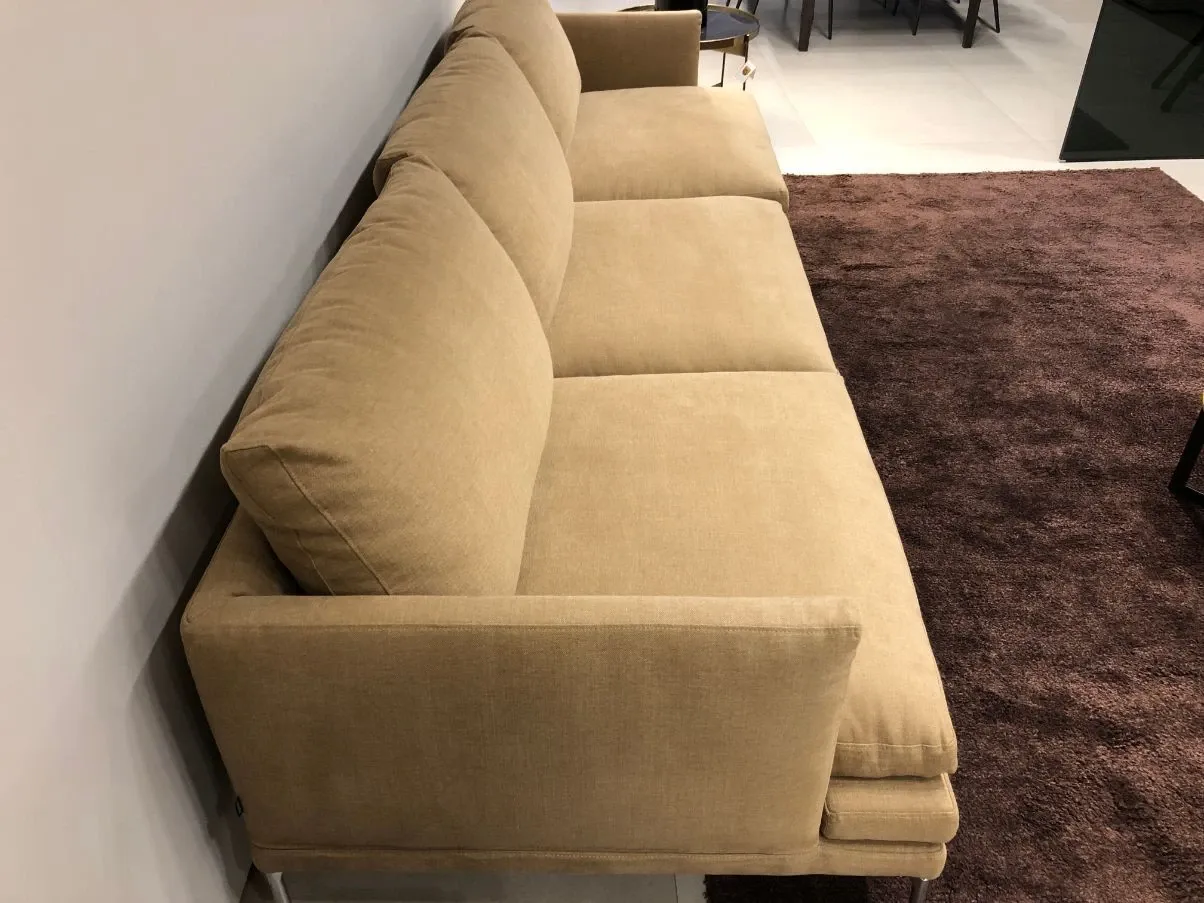 William 3-seater sofa in beige fabric 2