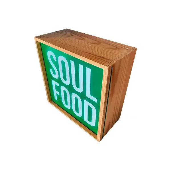 Com Testi Soul food table lamp in wood, Seletti image