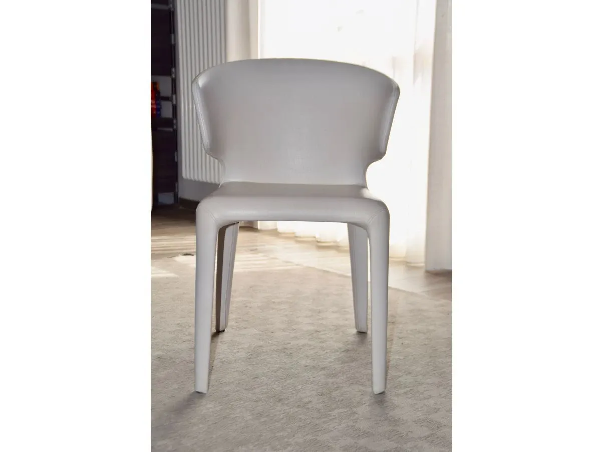 Hola leather chair 5