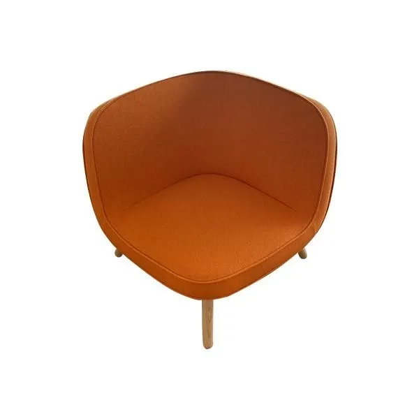 Poltrona modello V57 arancione, Fritz Hansen image