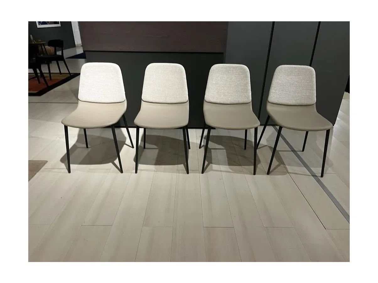 Set of 4 Ermes chairs in eco-leather and fabric, Lago 1