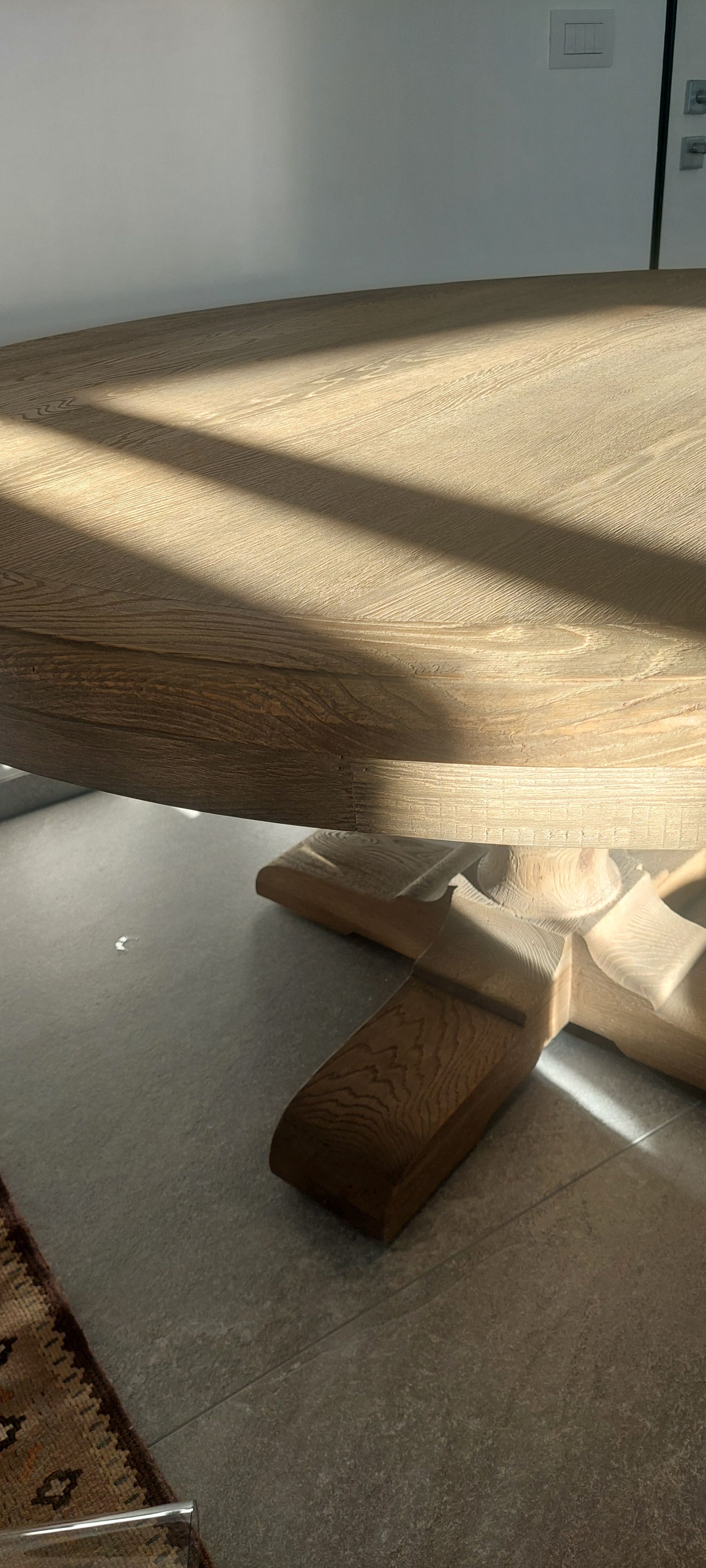 Vintage ronde eettafel van massief eikenhout 12