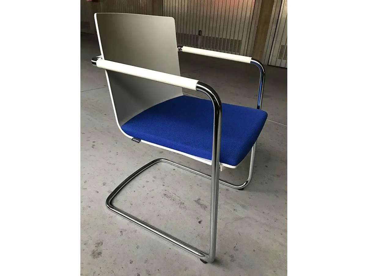 Set tavolo di cristallo e 2 sedie con braccioli, Wilkhahn 1