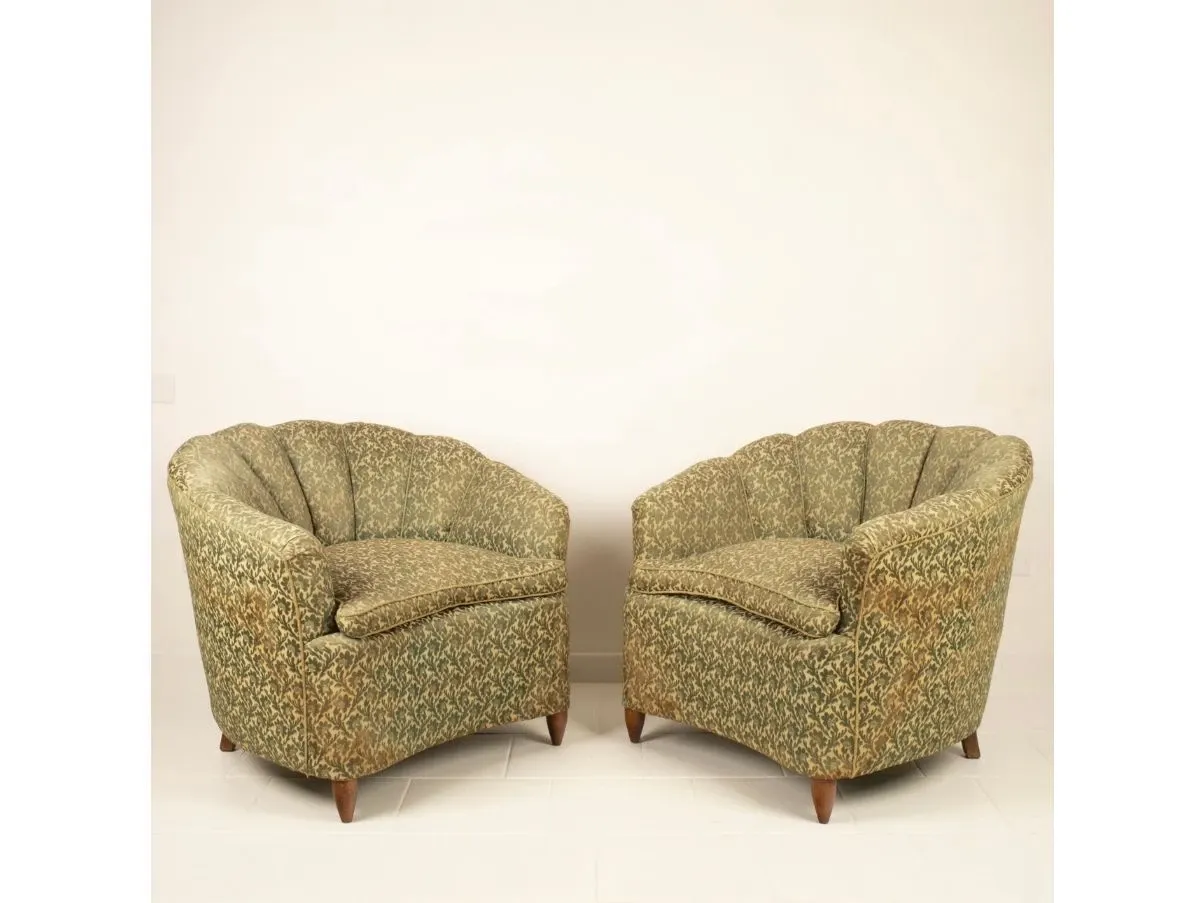 Set of 2 vintage Conchiglia armchairs (1950s), image