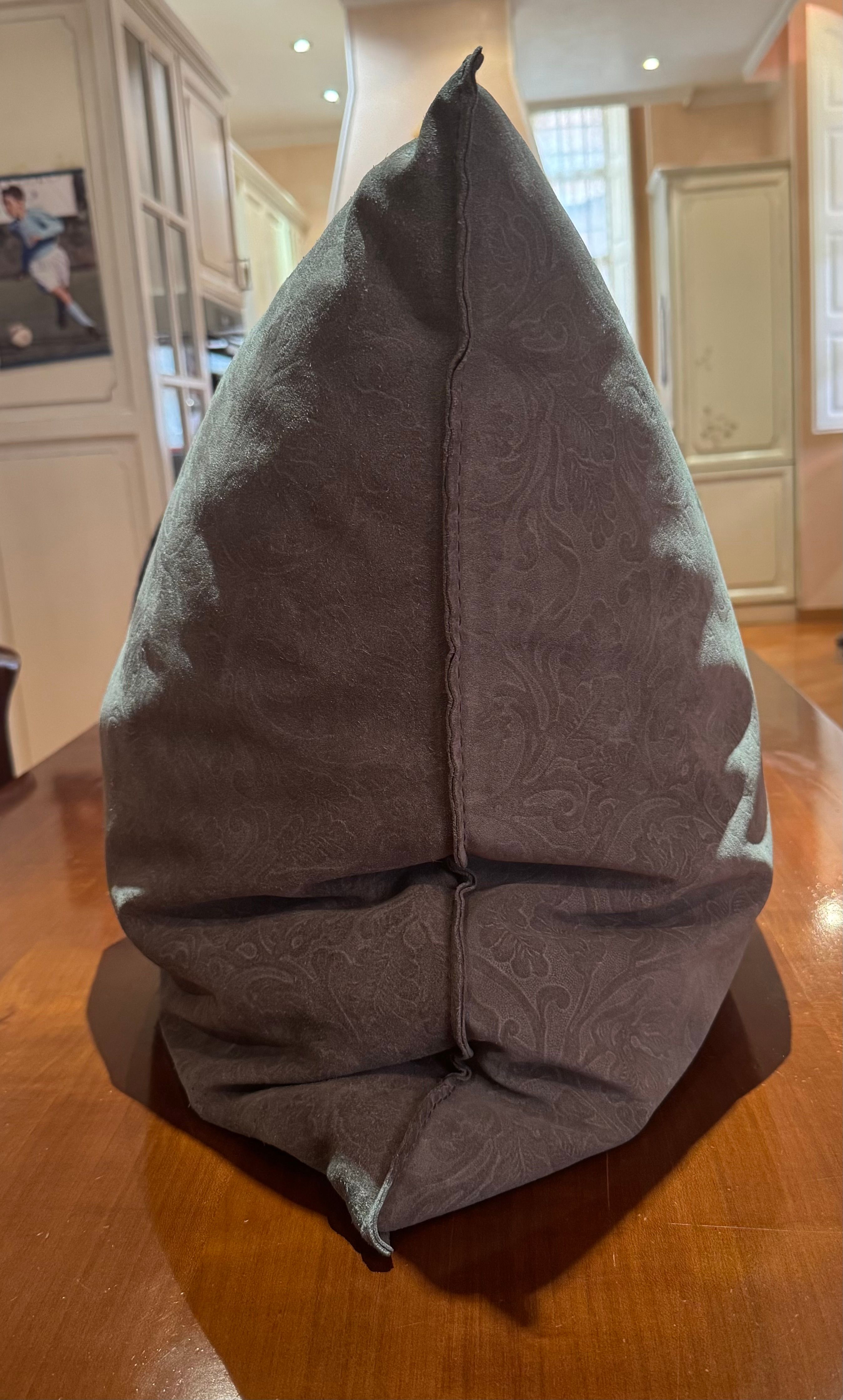 Coppia di cuscini in Nabuk tortora Details