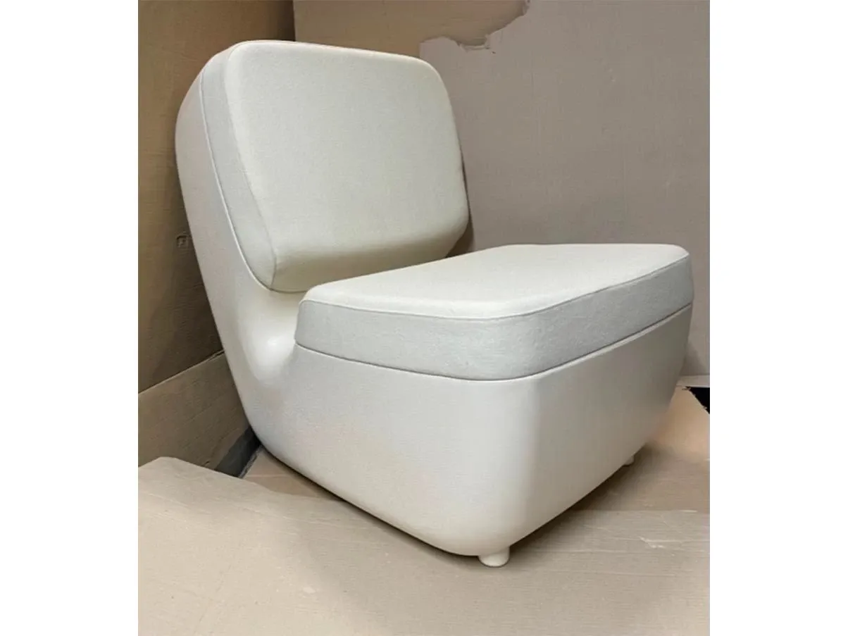 Poltrona Nimrod di Marc Newson, Magis 1