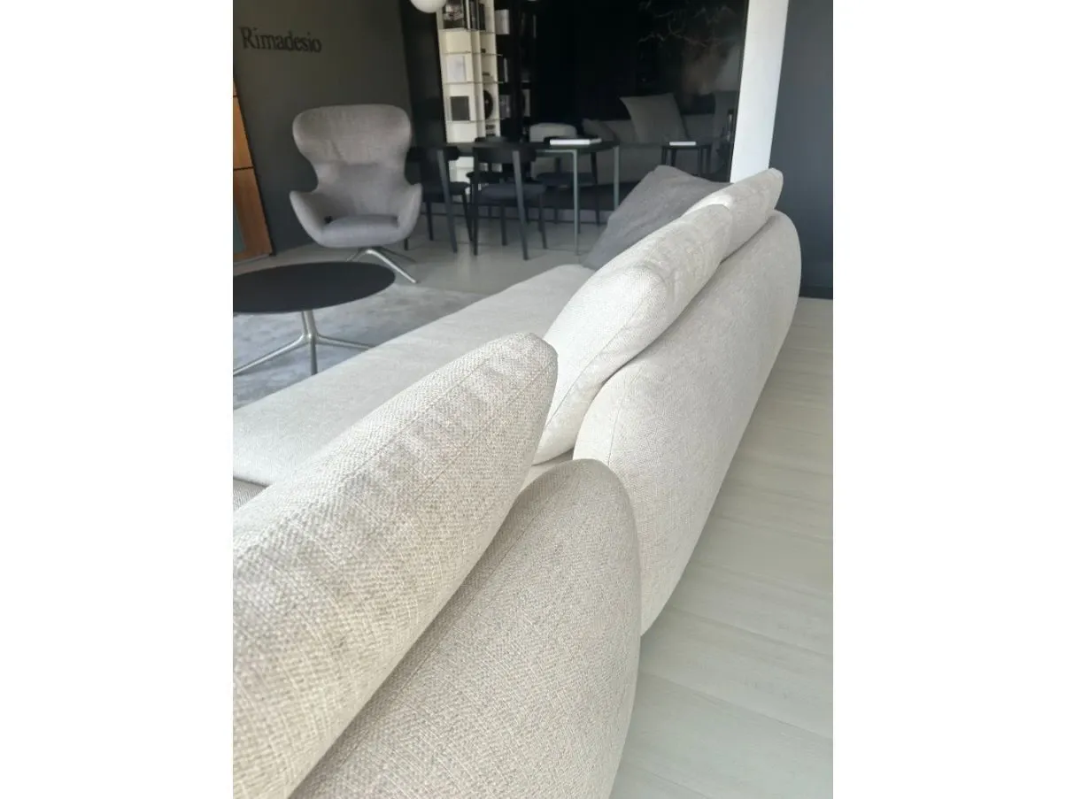 Divano angolare Saint Germain in tessuto beige, Poliform 4