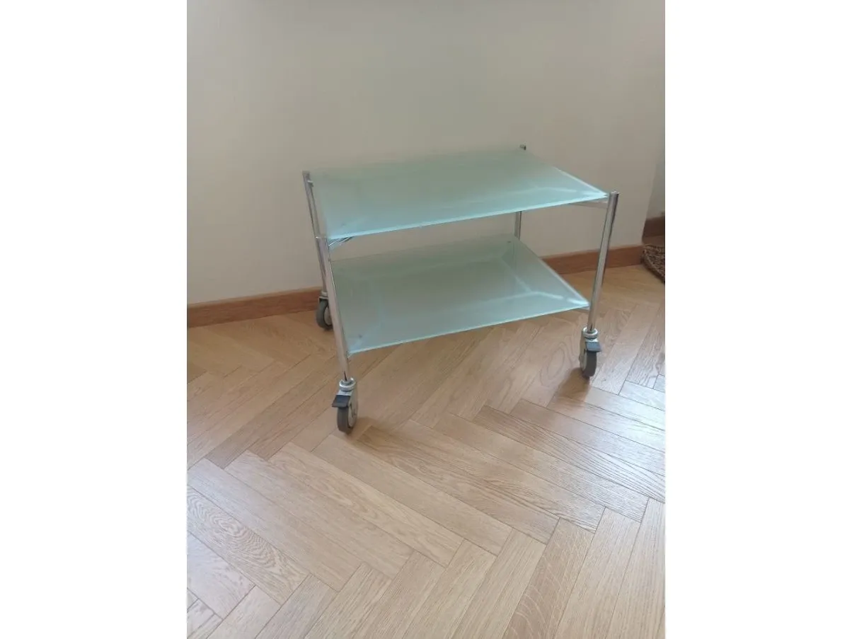 Rollbarer Beistelltisch Freeman 1