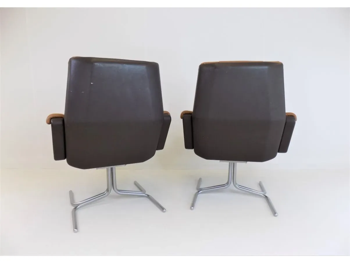 Set of 2 Seat 150 armchairs by Herbert Hirche 5
