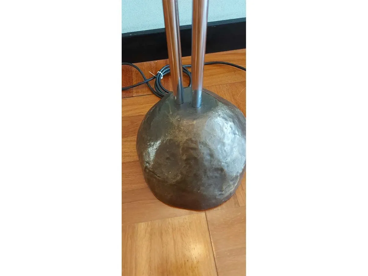 Lampada da terra Anchise in ottone, Artemide 