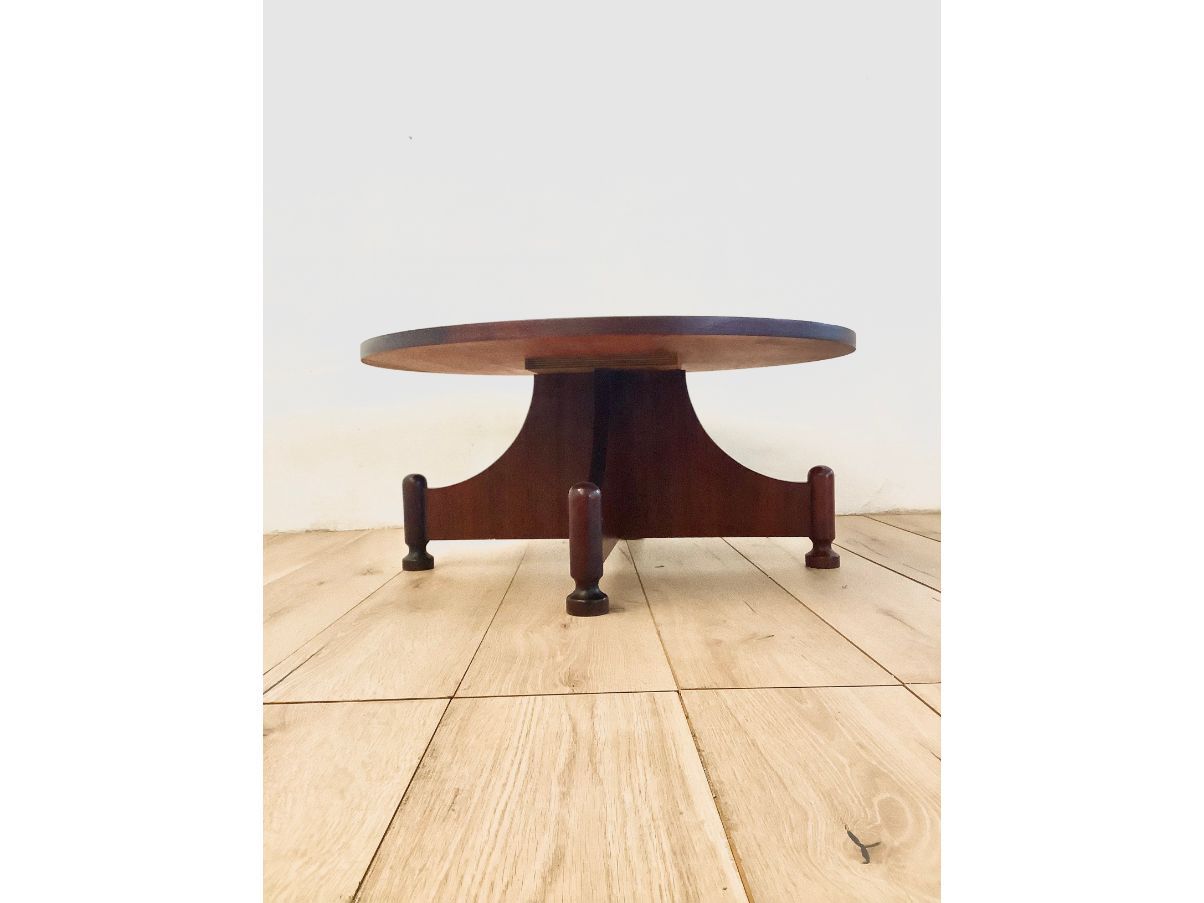 70er Rosenholz runder Couchtisch Front