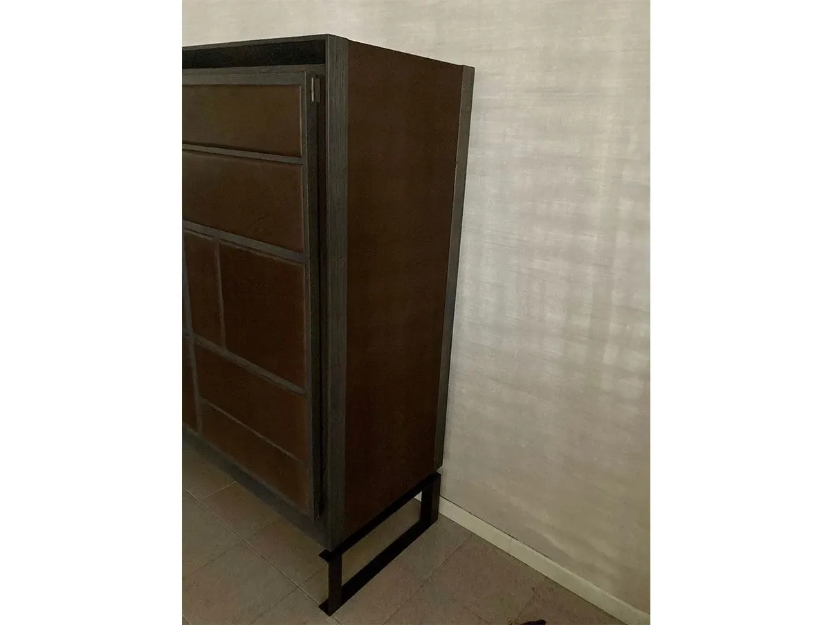 Credenza Maxime in legno rovere grigio e pelle, Baxter 5