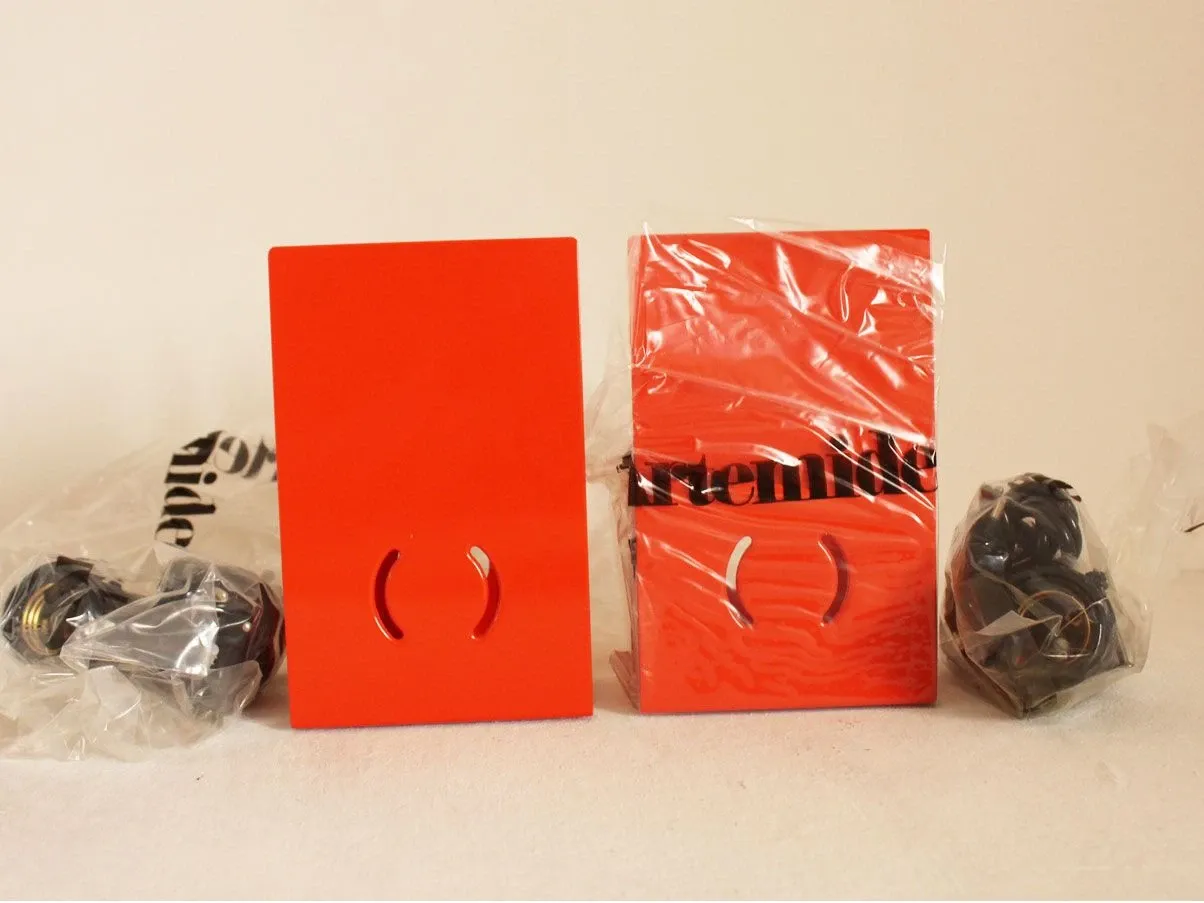 Armilla (red) 1