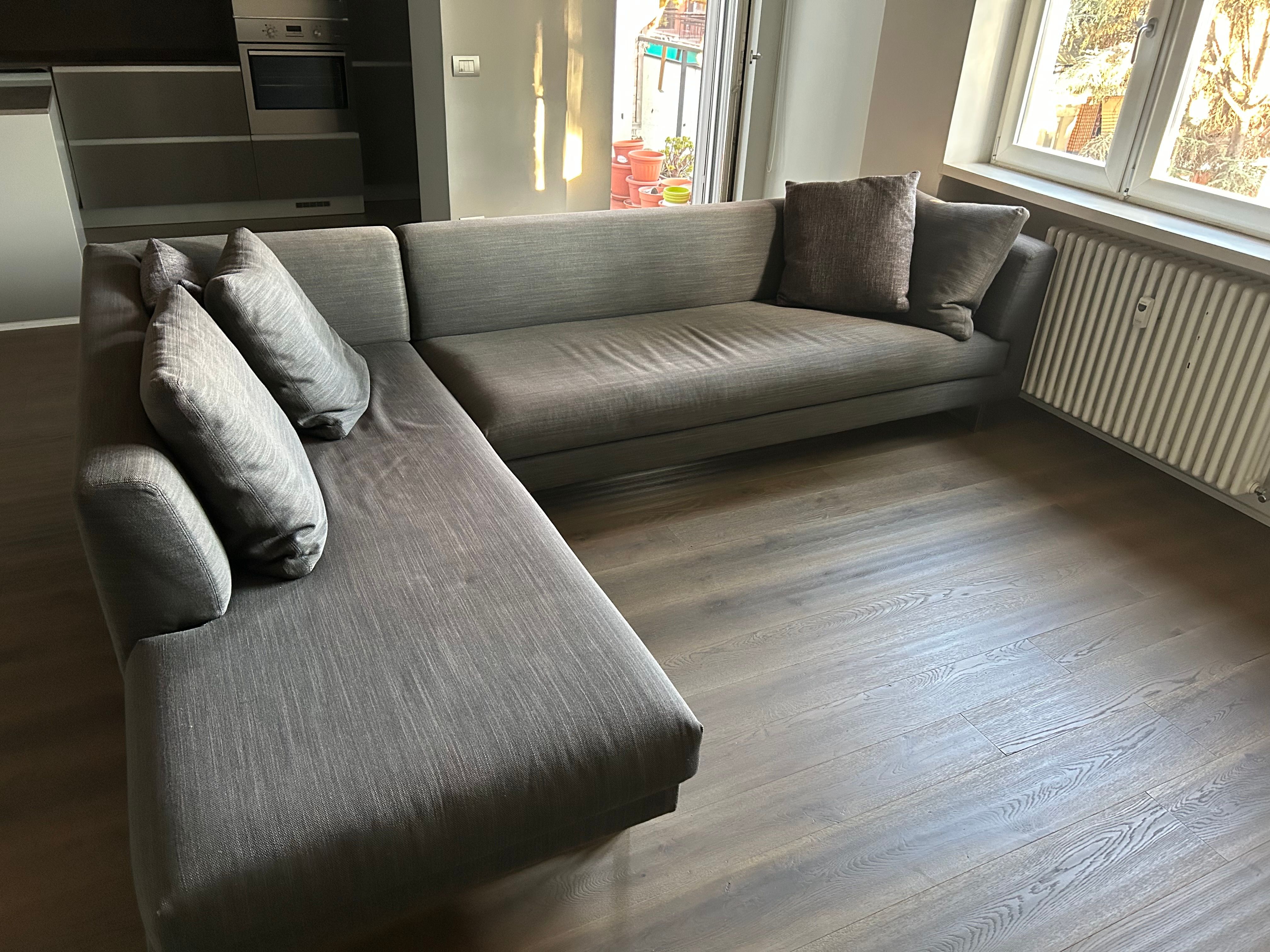 Modular Sofa with Chaise Lounge XelleS2001 Main