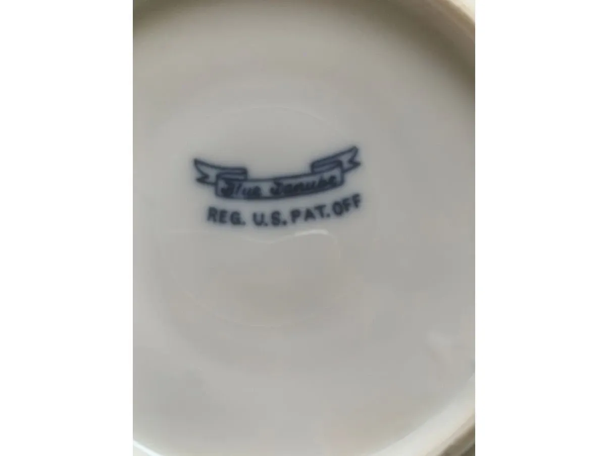 Set of 4 plates with vintage Blue Danube perforated edge, 1