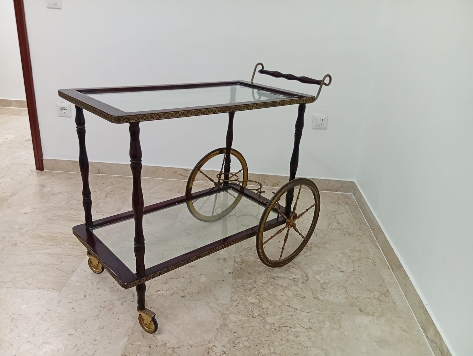 Carrello bar vintage in legno di mogano (anni '60) Details