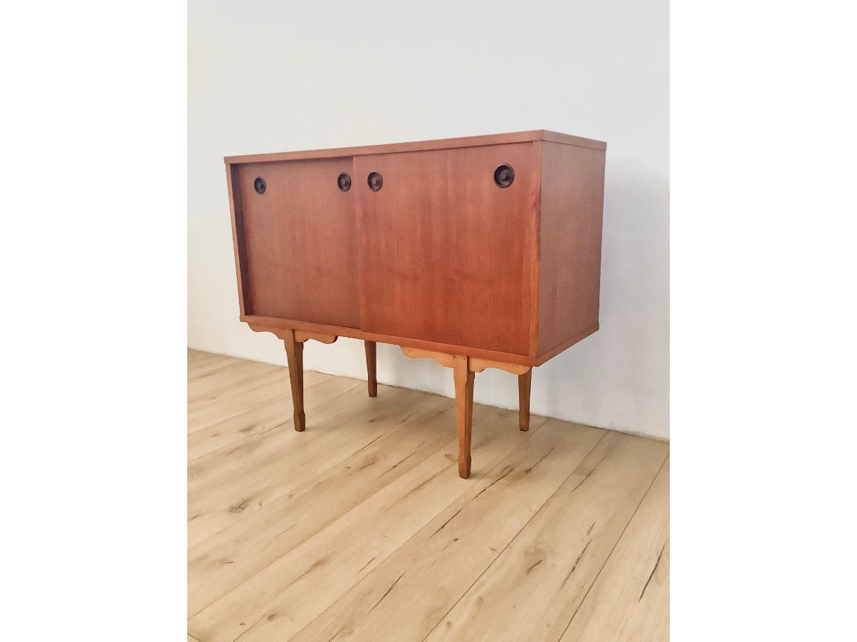 Small Teak Sideboard (60s Vintage) Front