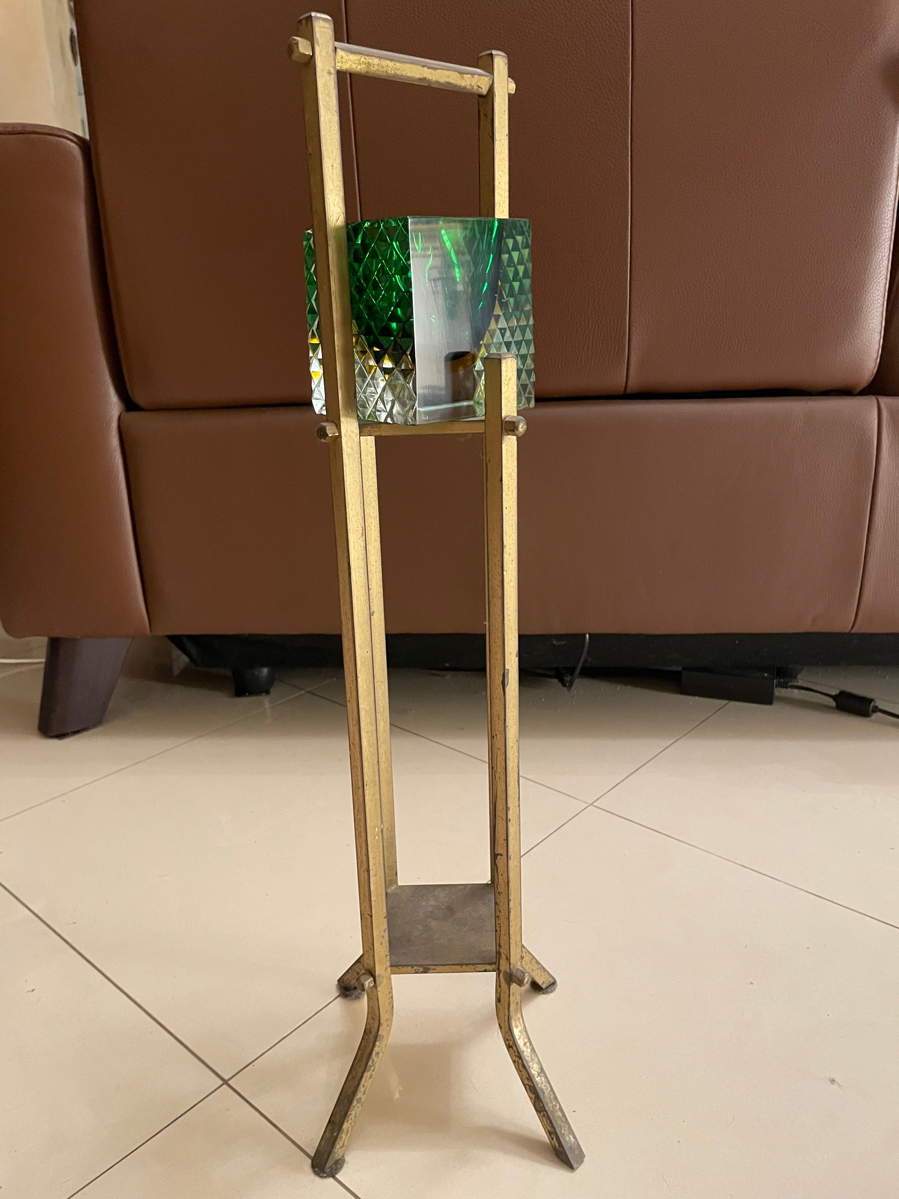 Posacenere con base ottone in vetro di Murano verde Front