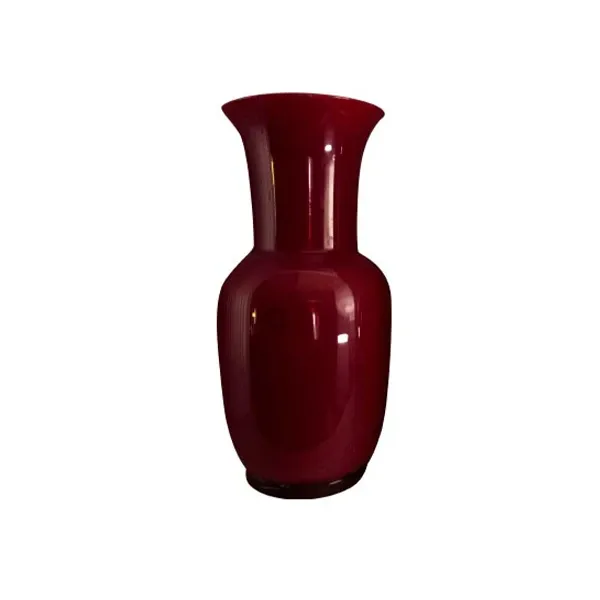 Opaline vase made of blown glass (red), Venini 