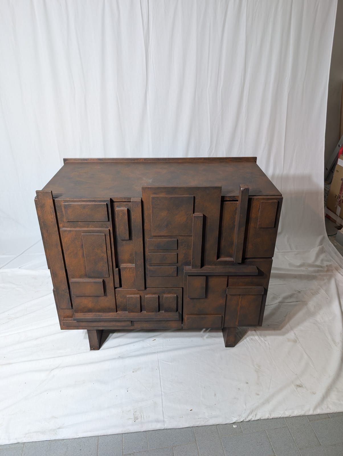 Credenza brutalista in legno laccato (anni '90),  Main
