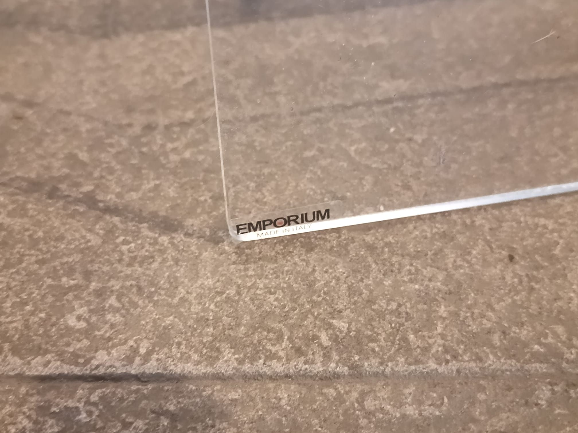 Transparenter Acryl Zeitschriftenständer Link Brand