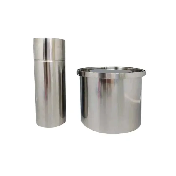 Arne Jacobsen Cocktail Shaker & Ice Bucket Set, Stelton image