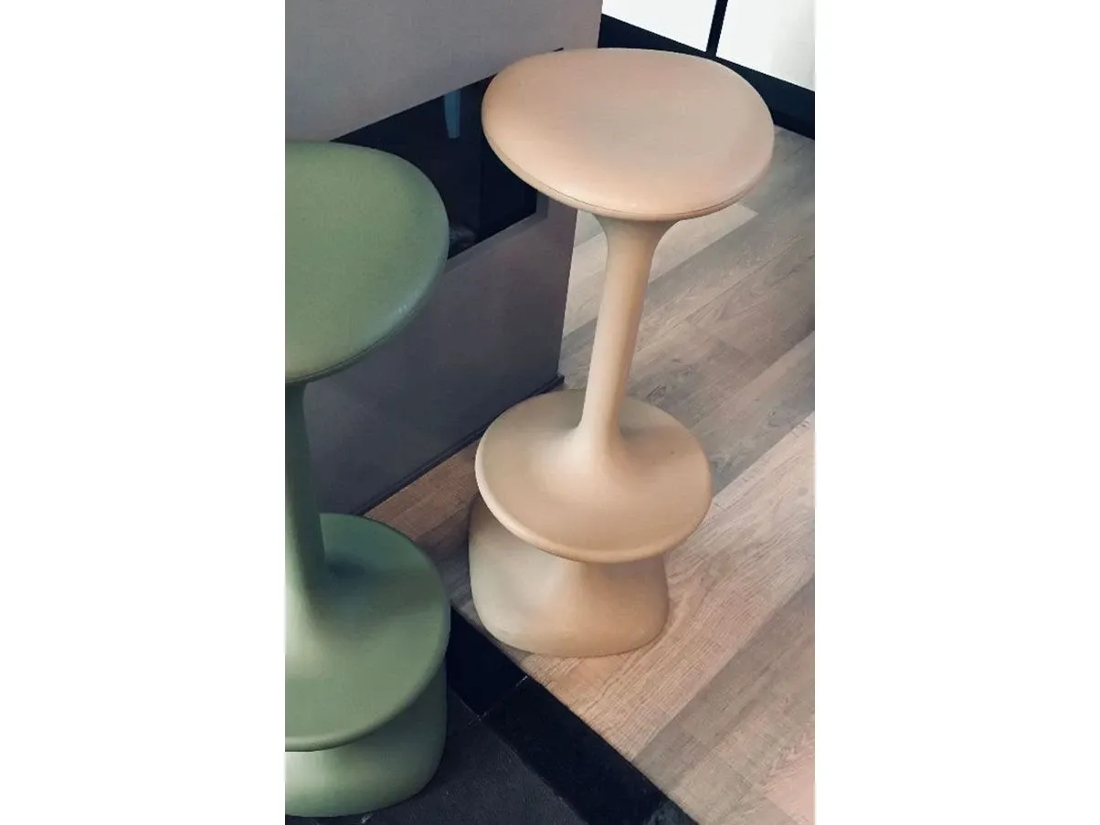 Kant stool by Karim Rashid propylene (beige) 1