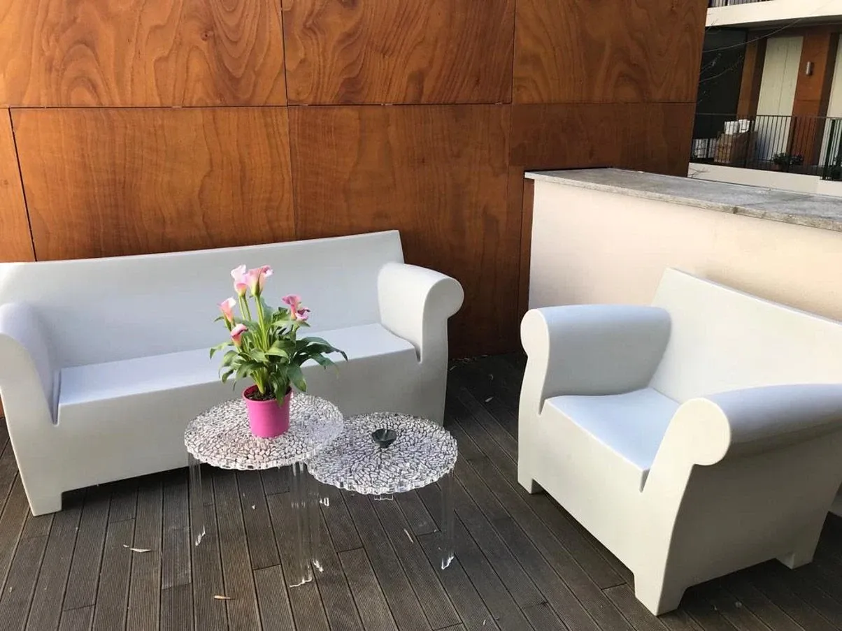 T-Table (medio), Kartell 2