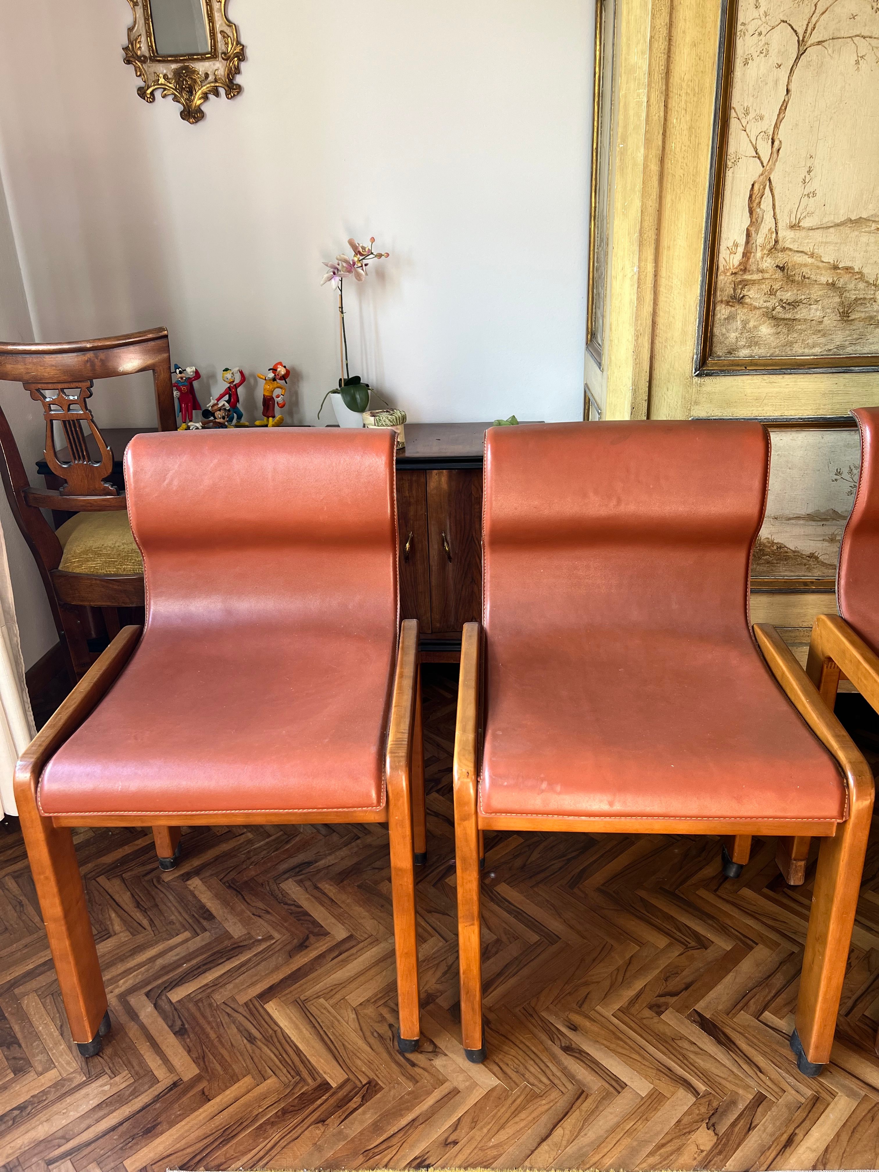 Sedia in legno e pelle di Afra e Tobia Scarpa (anni '60) Front