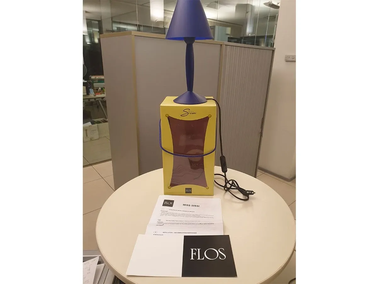 Lampada da tavolo Miss Sissi in policarbonato (blu), Flos 1