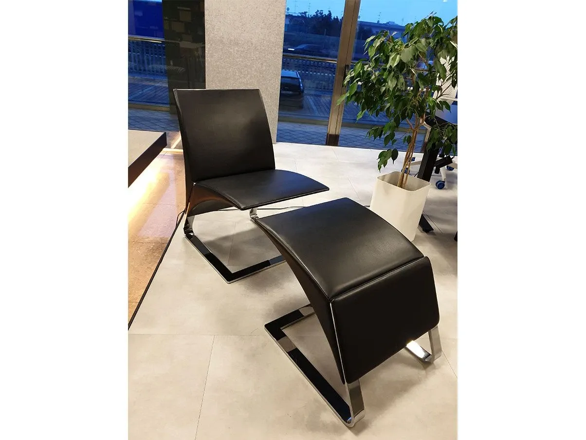 Ravello armchair with leather pouf (anthracite), Poltrona Frau 4