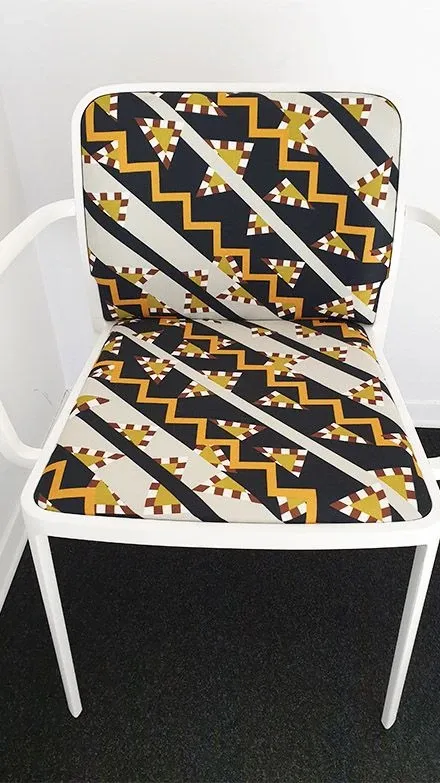 Audrey Soft Memphis (Camerun), Kartell 3