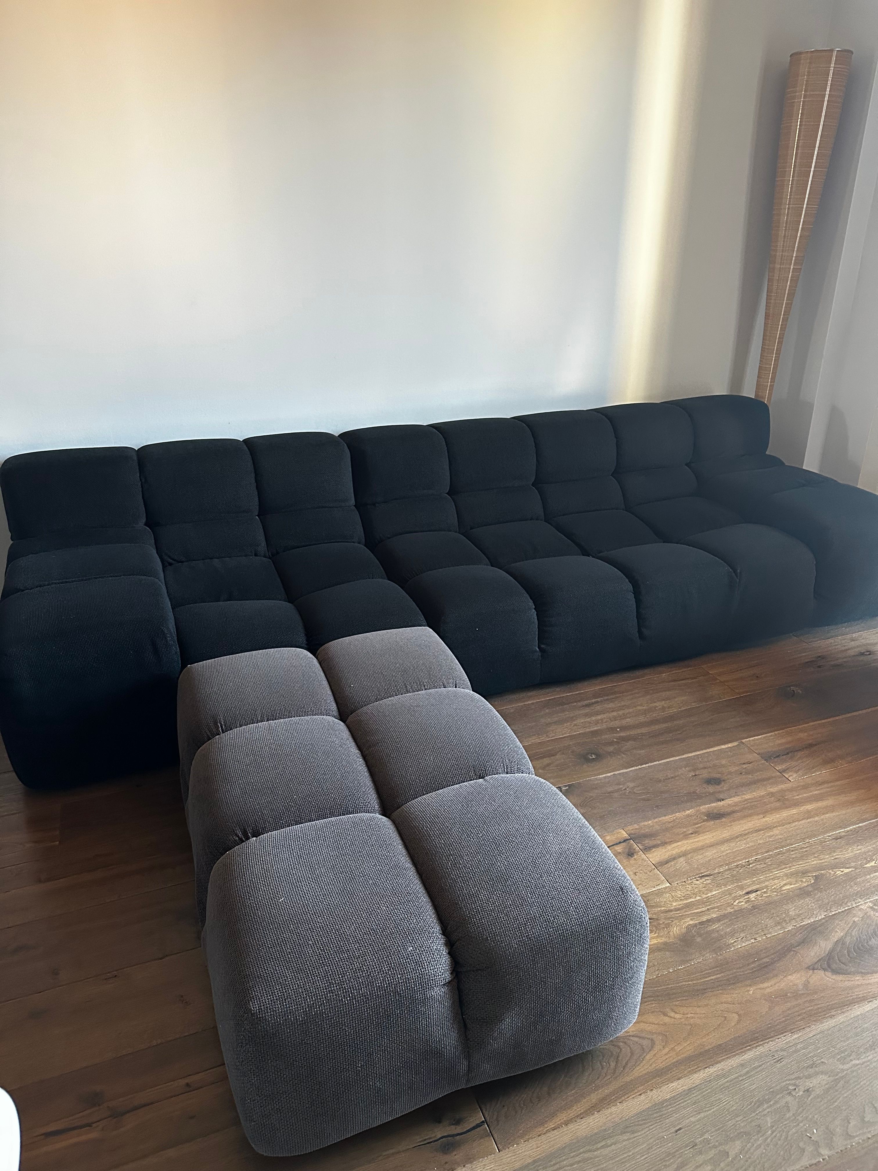 Divano 4 posti Tufty Time in tessuto nero/grigio di Patricia Urquiola Main