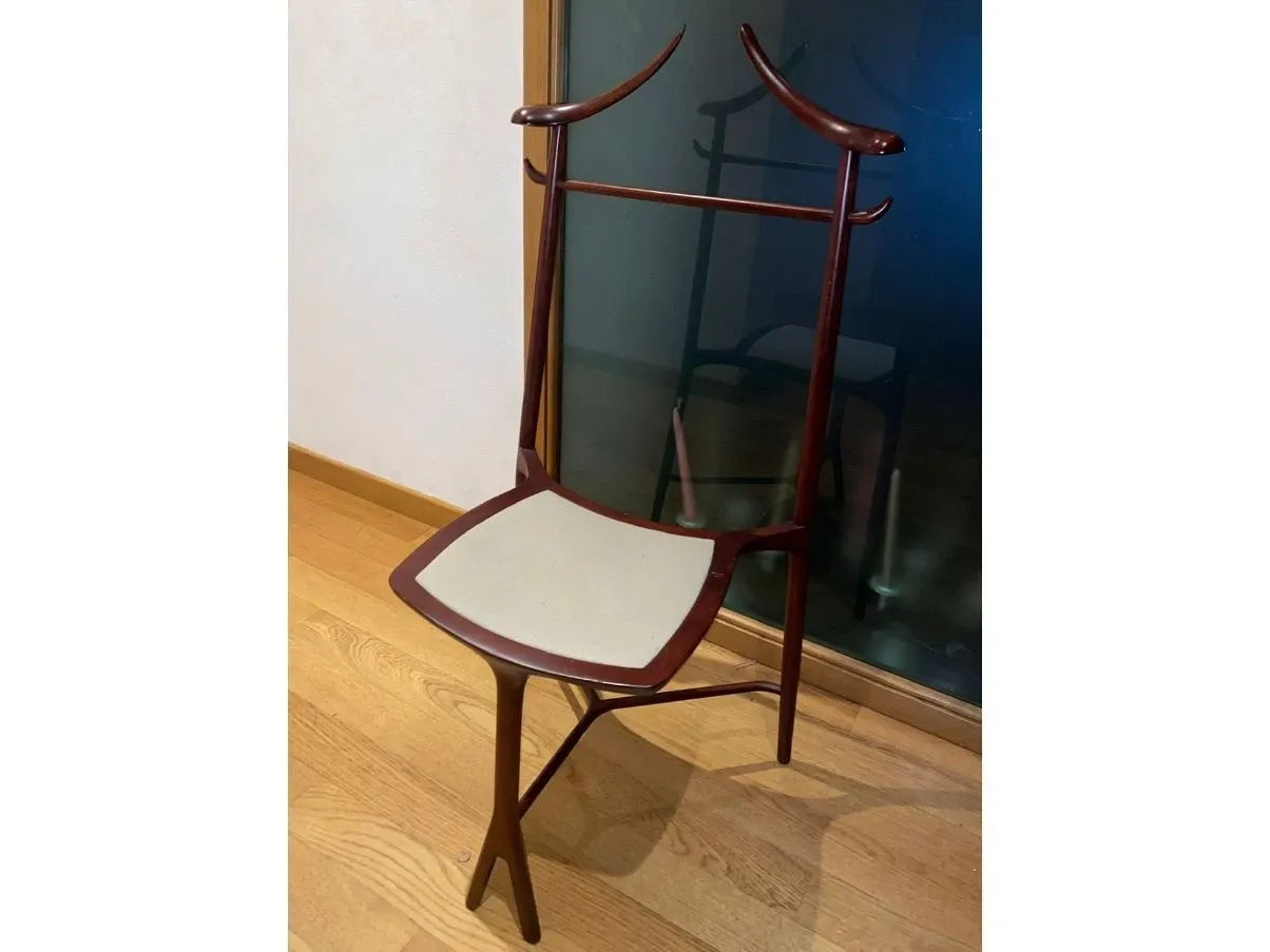 Chambre Close chair by Roberto Lazzeroni, Ceccotti 1