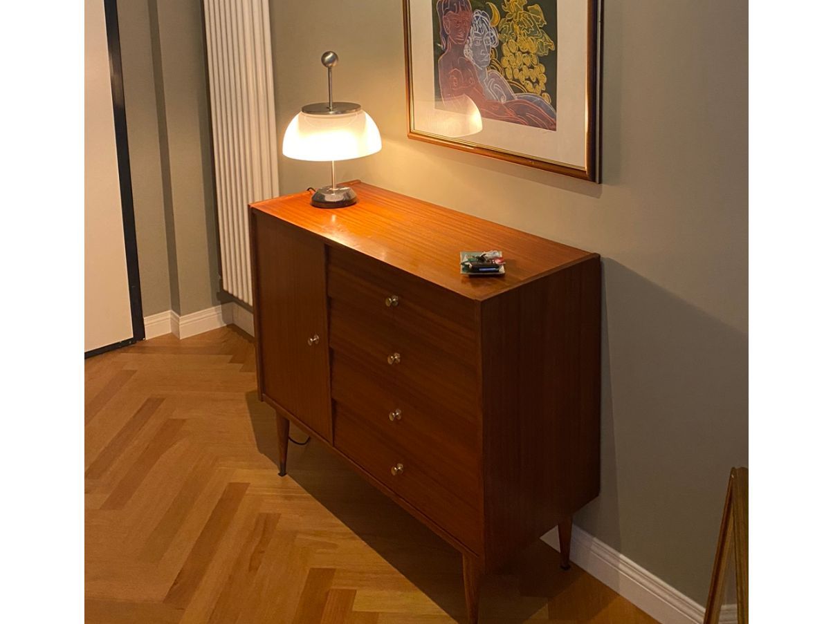 Credenza in legno vintage (anni'50), Brand