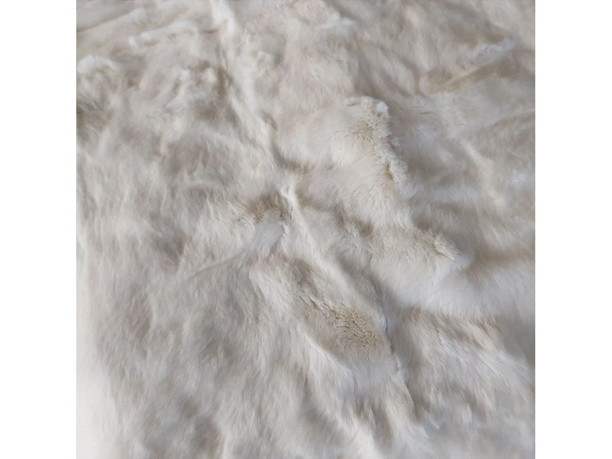 R / 15 Shariff fur blanket (white), Ivano Redaelli 2