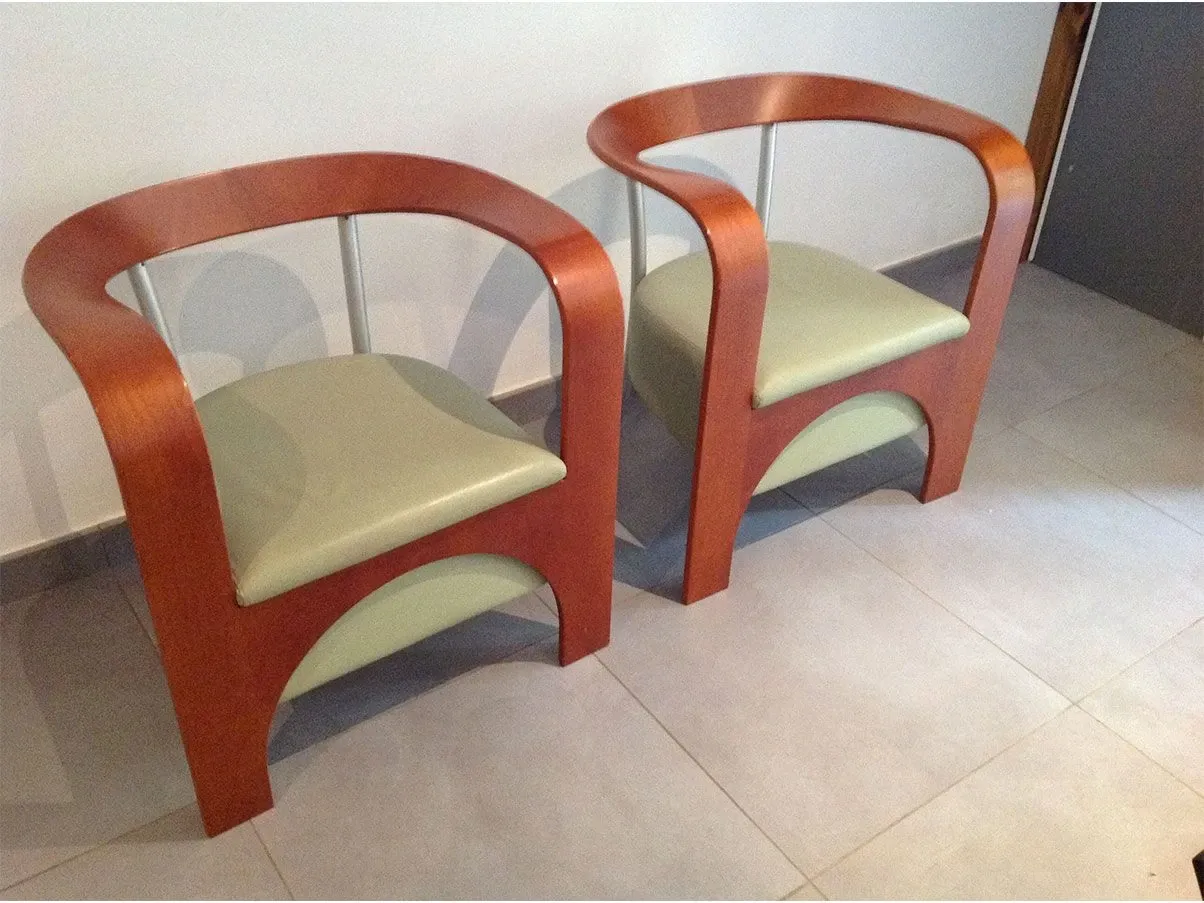 Set of 2 Giugiaro Design armchairs in wood and leather, Cinova 4