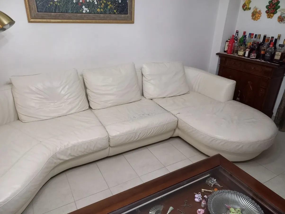 Divano Rondo in pelle avorio, Natuzzi 3