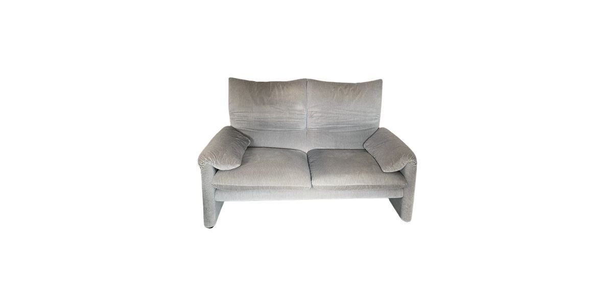 Maralunga 2-seater sofa in gray velvet by Vico Magistretti, Cassina image