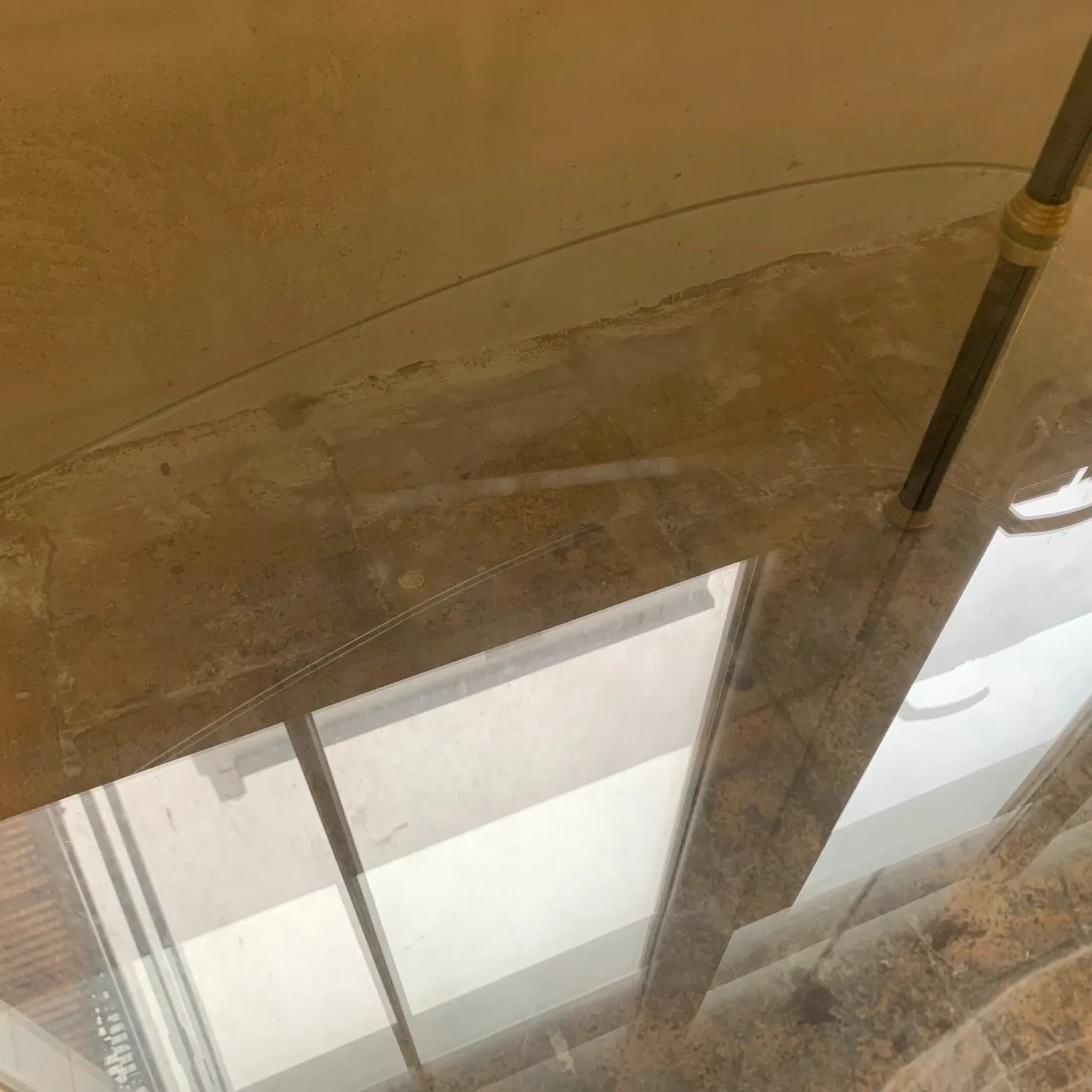 Set of 2 glass and metal coffee tables in the style of Edoardo Paoli (1950s) 7