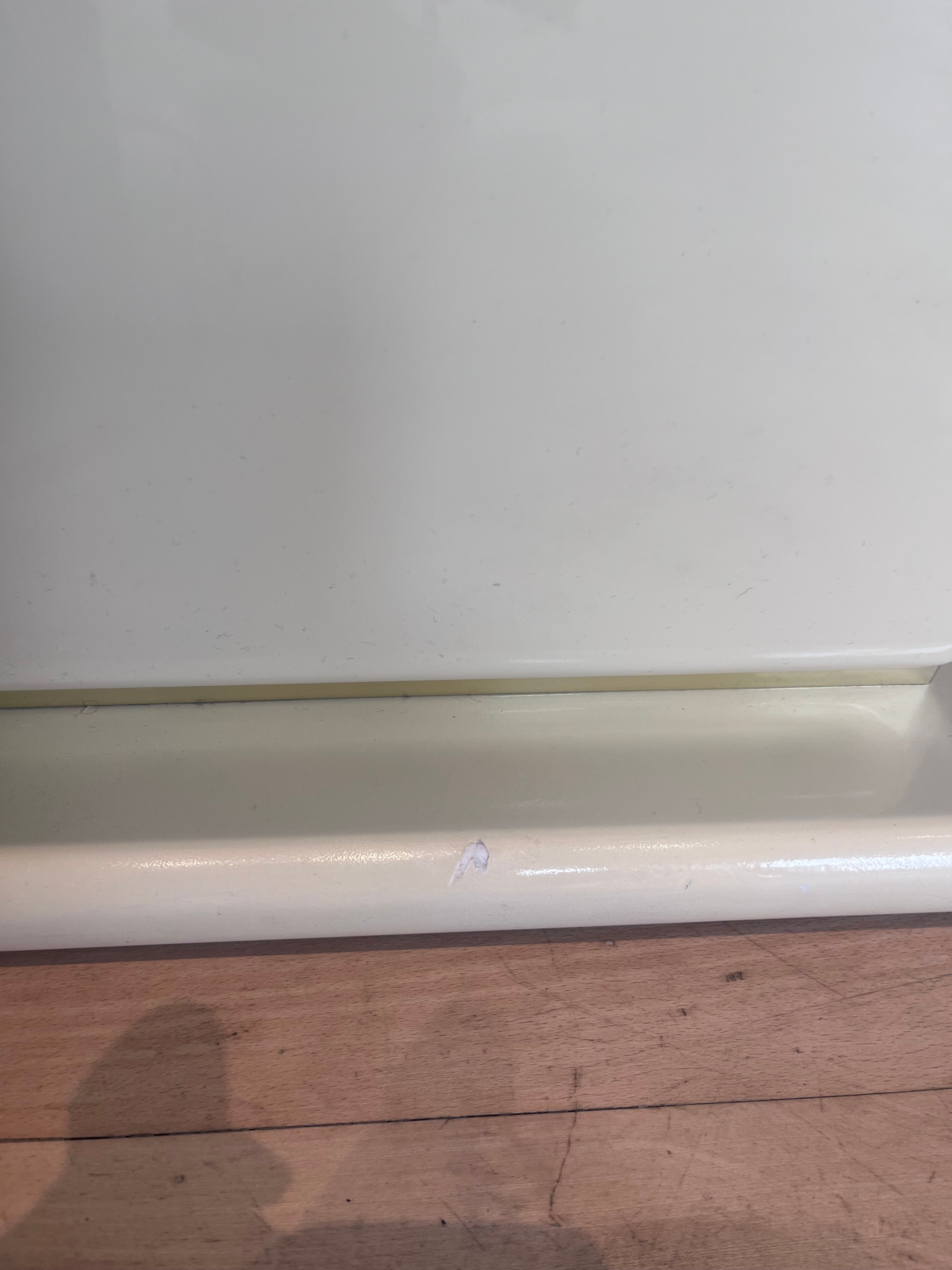 White lacquered wood bar cabinet (70s), iGuzzini Optional7