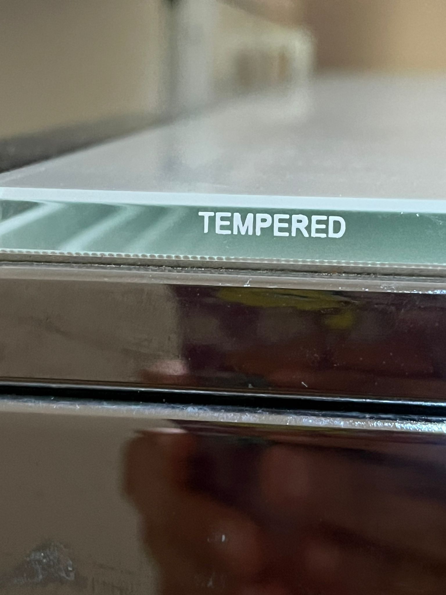 White Extendable Tempered Glass Dining Table Details