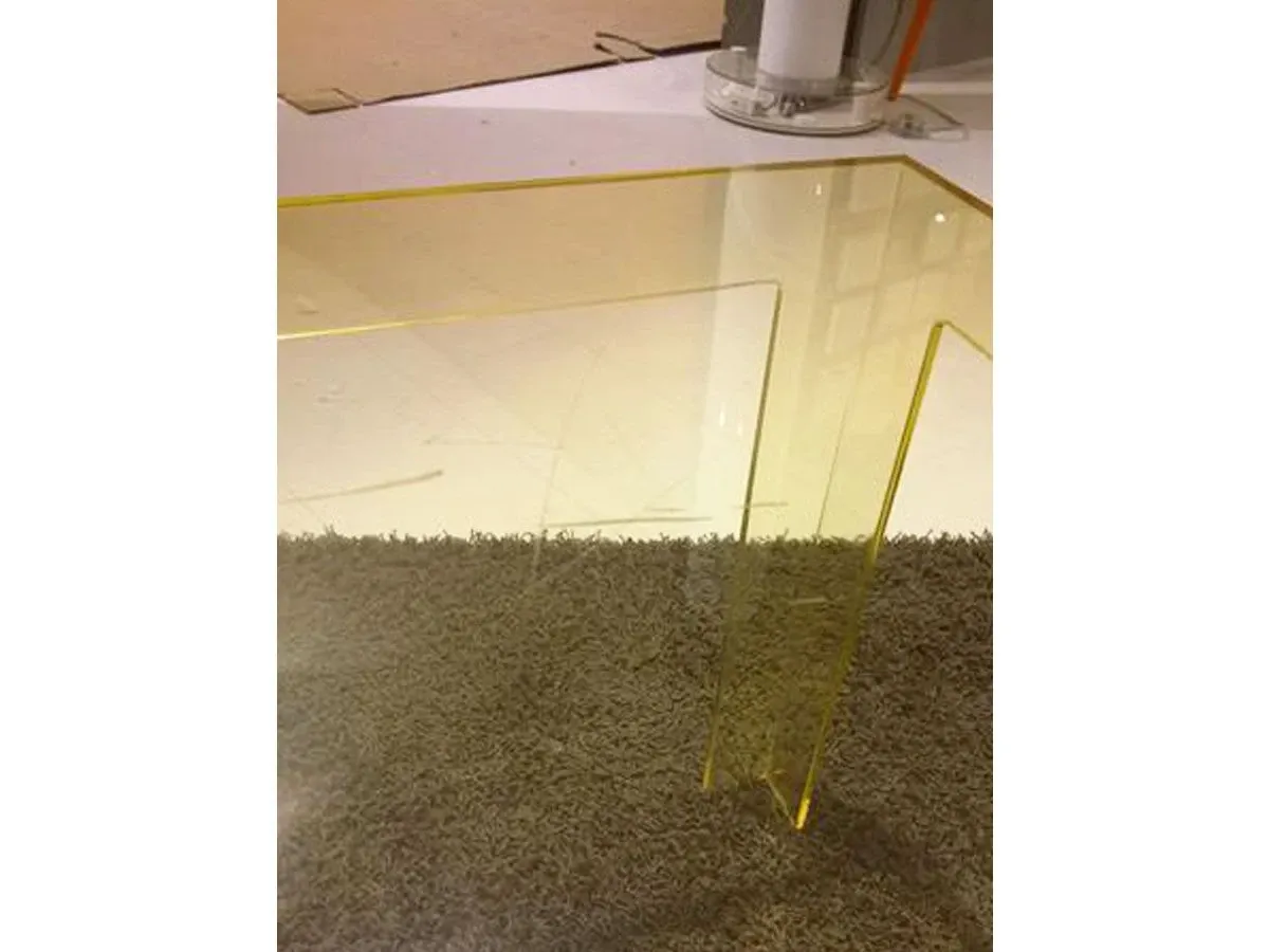 Jolly (yellow), Kartell 3