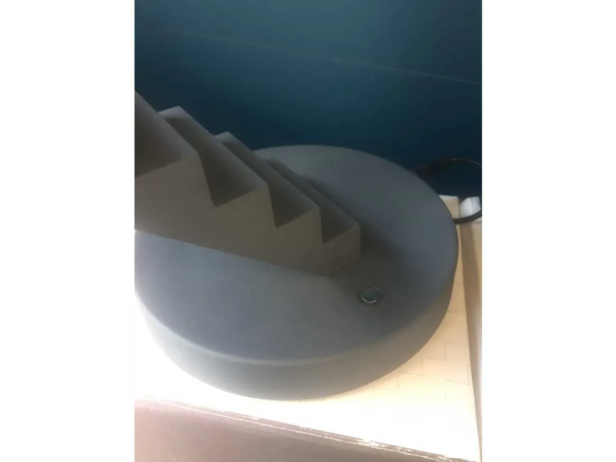 Verso (grigio) 2