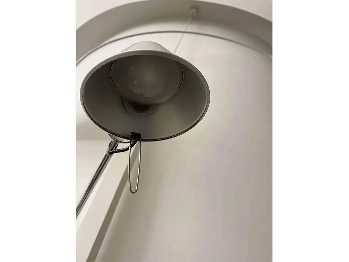 Tolomeo Midi LED aluminum table lamp, Artemide 3