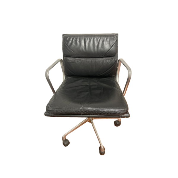 Vintage armchair in black leather and steel, icf image