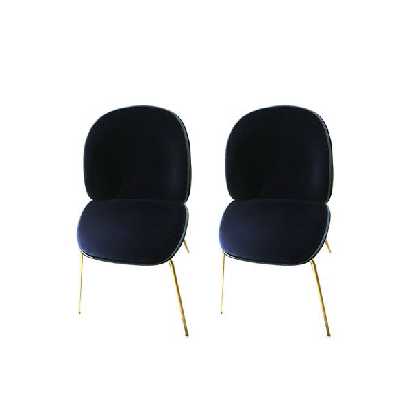 Set of 2 Beetle chairs in matt brass and velvet (blue), Gubi image