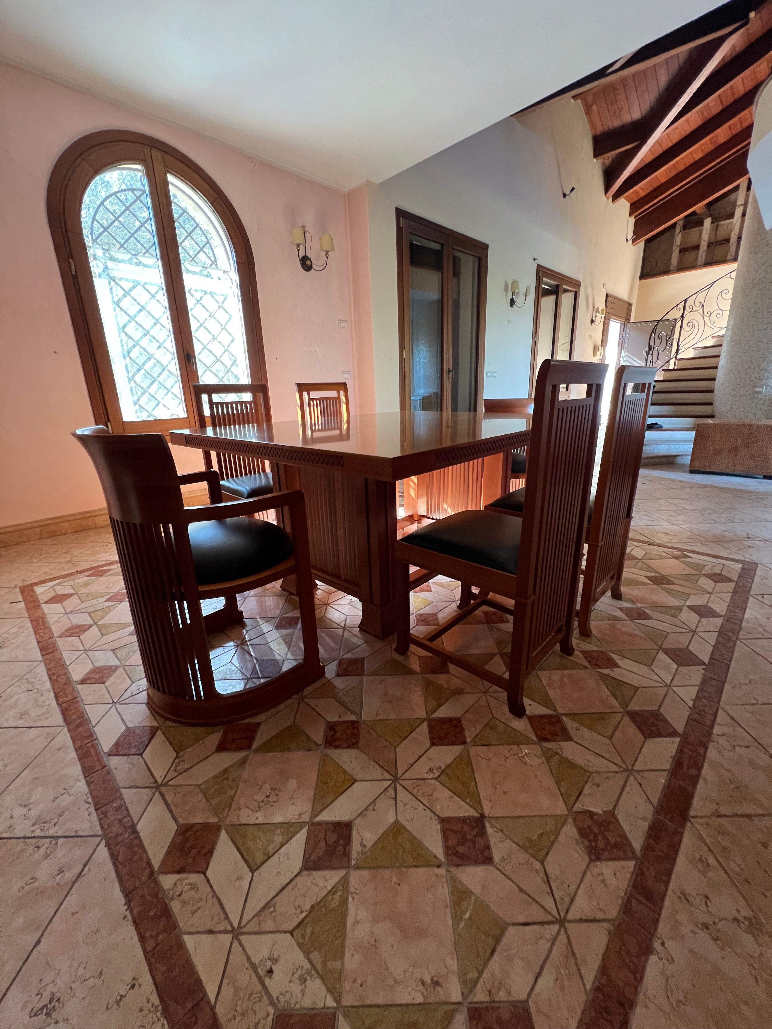 Set da pranzo tavolo Husser, 4 sedie Conley e 2 poltroncine Barrel Optional9