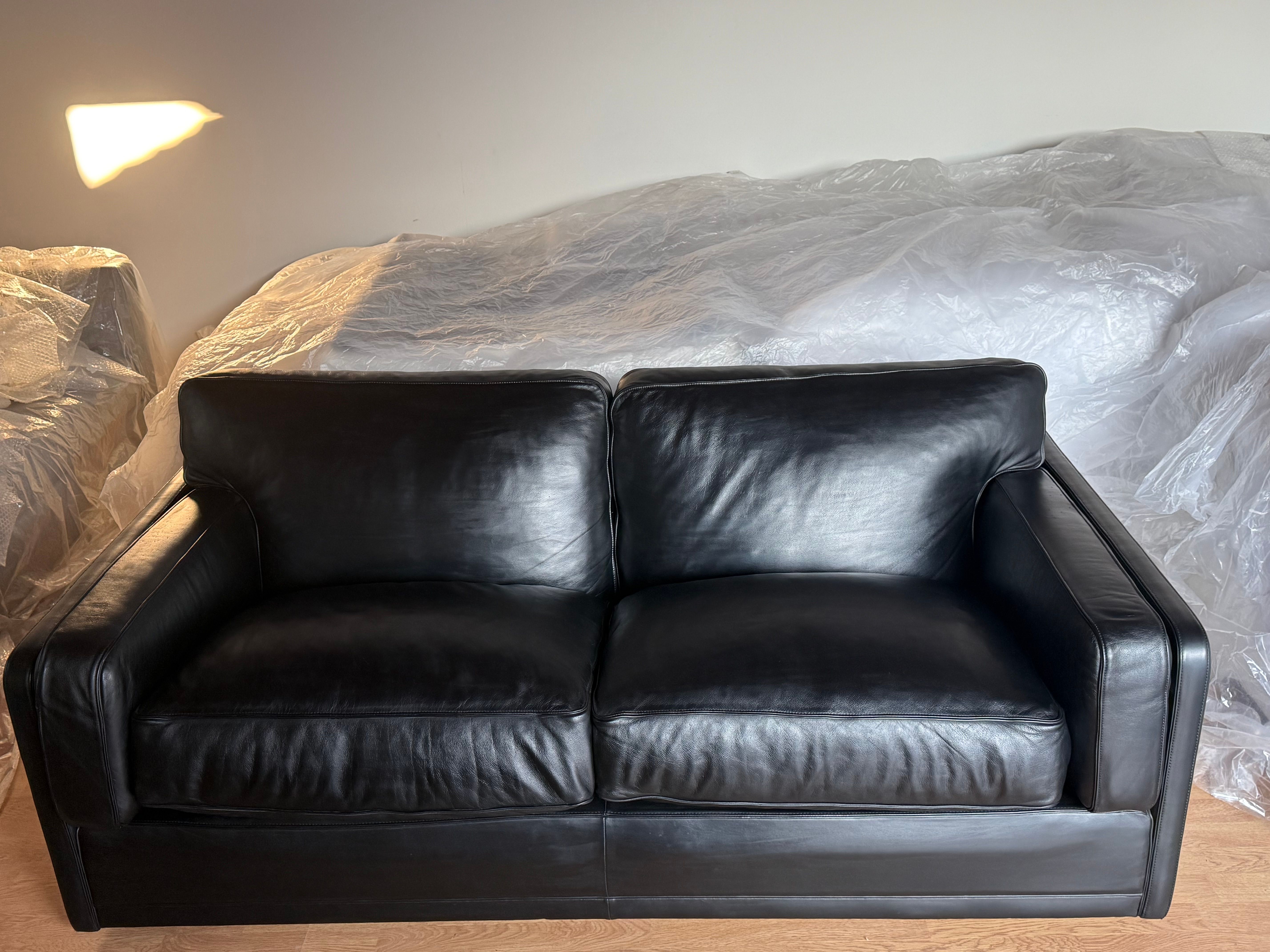 Divano 2 posti in pelle nera di Tito Agnoli Front